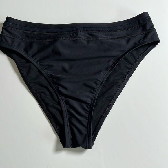 Nike Swim Women’s Drawstring Black Bikini Bottom - Picture 1 of 8